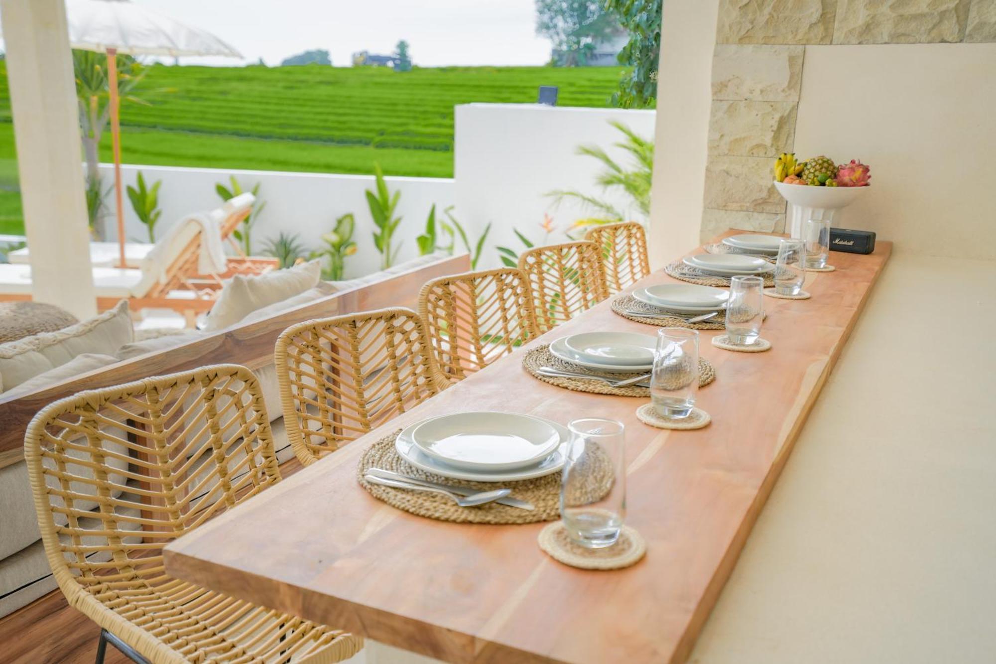 Santorini Sunset New 4 Bedroom With Beautiful Rice Paddy View And A Large Pool विला Canggu (Bali)